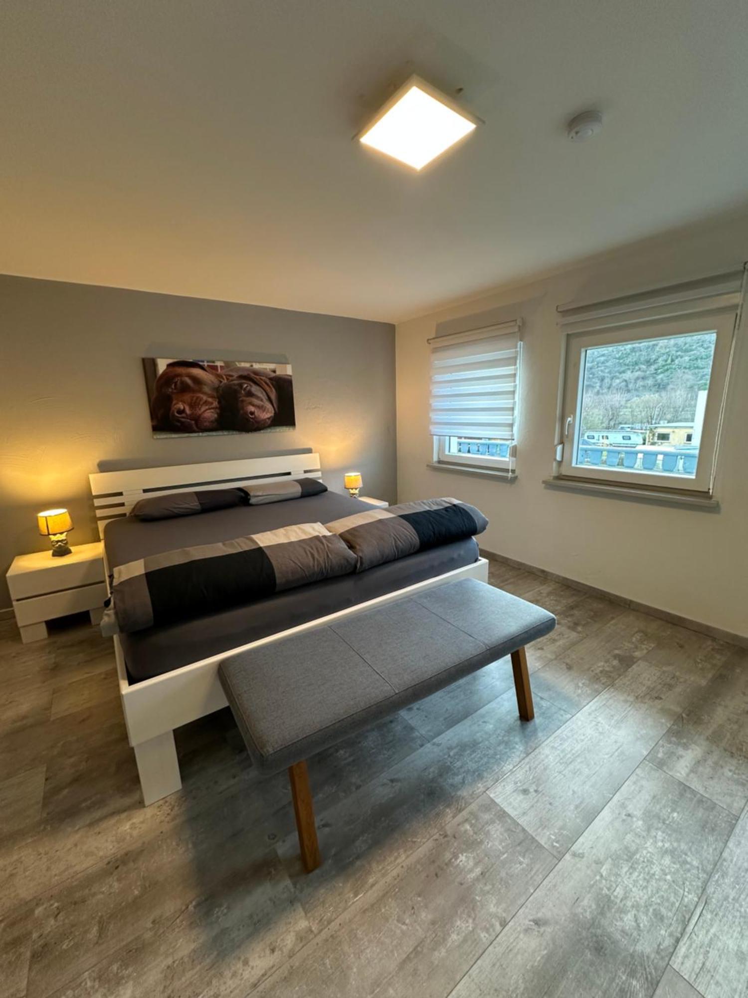 Ferienhaus Leopold Mit Burgblick An Der Mosel ブルゲン エクステリア 写真