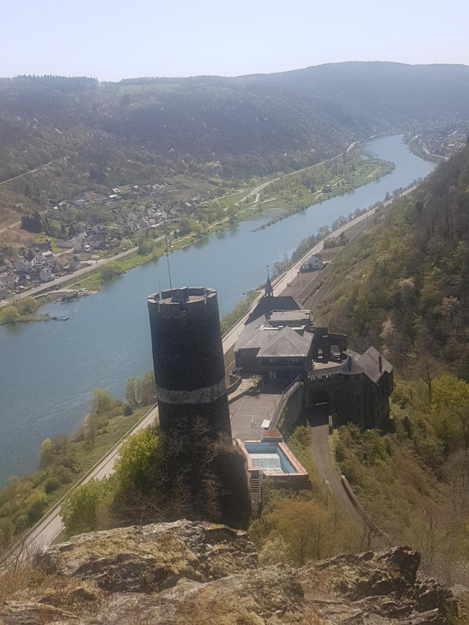 Ferienhaus Leopold Mit Burgblick An Der Mosel ブルゲン エクステリア 写真